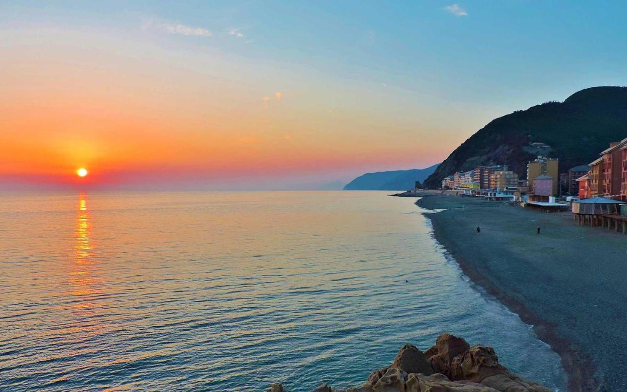 Leo Holiday Homes Deiva Marina Dış mekan fotoğraf