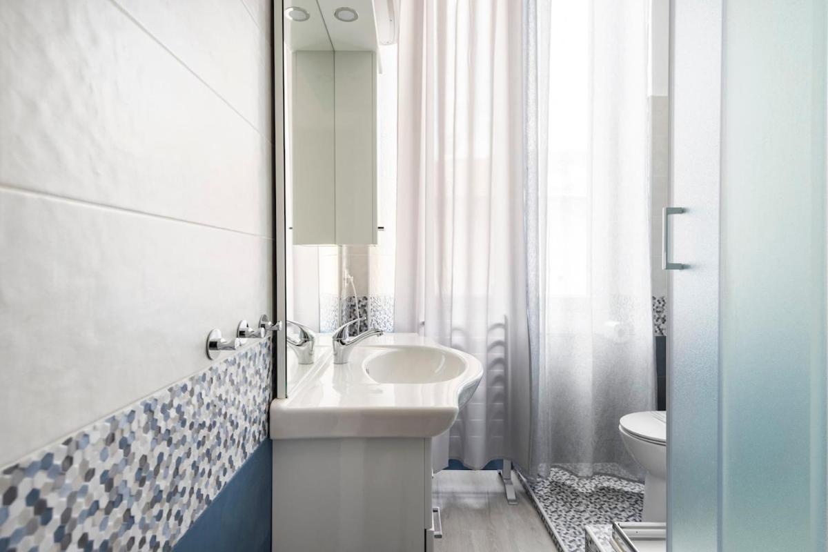 Leo Holiday Homes Deiva Marina Dış mekan fotoğraf